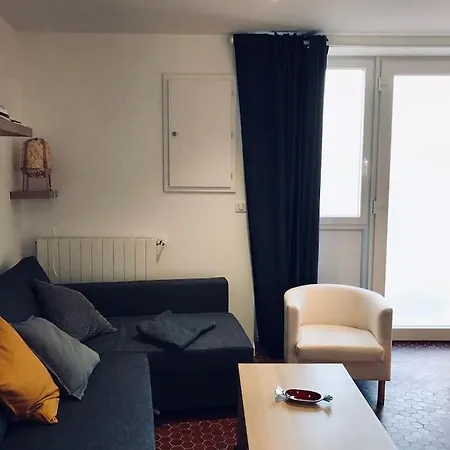 Studio Cosy Et Lumineux De 35m2 A Romagnat