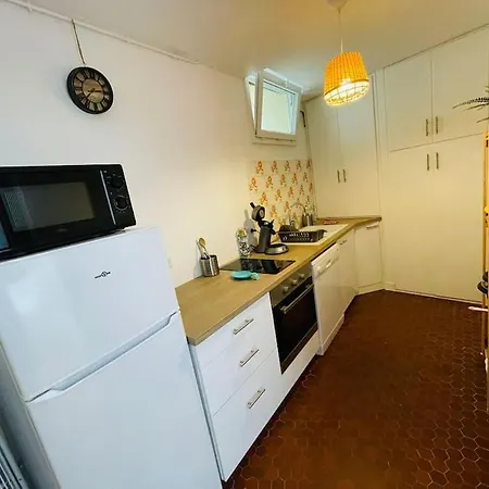 Studio Cosy Et Lumineux De 35m2 A Romagnat